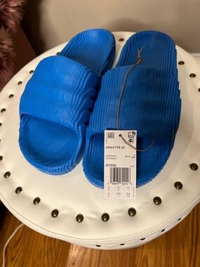 adidas Men’s Adilette 22 Slides - Bright Blue
